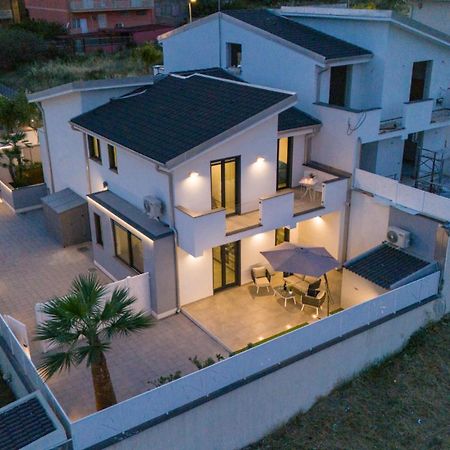 Vile Home - Intera Villa Favara Zewnętrze zdjęcie